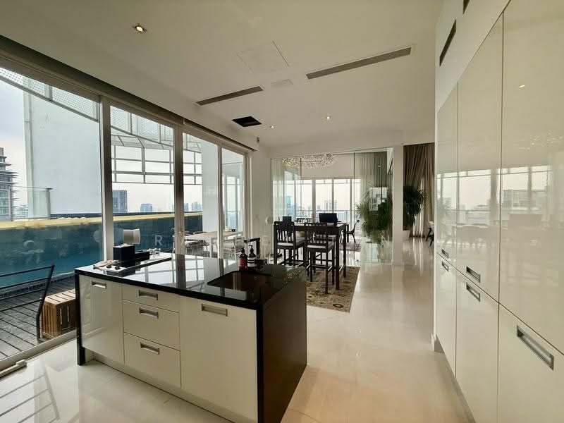 Saint Thomas Suites — photo 13