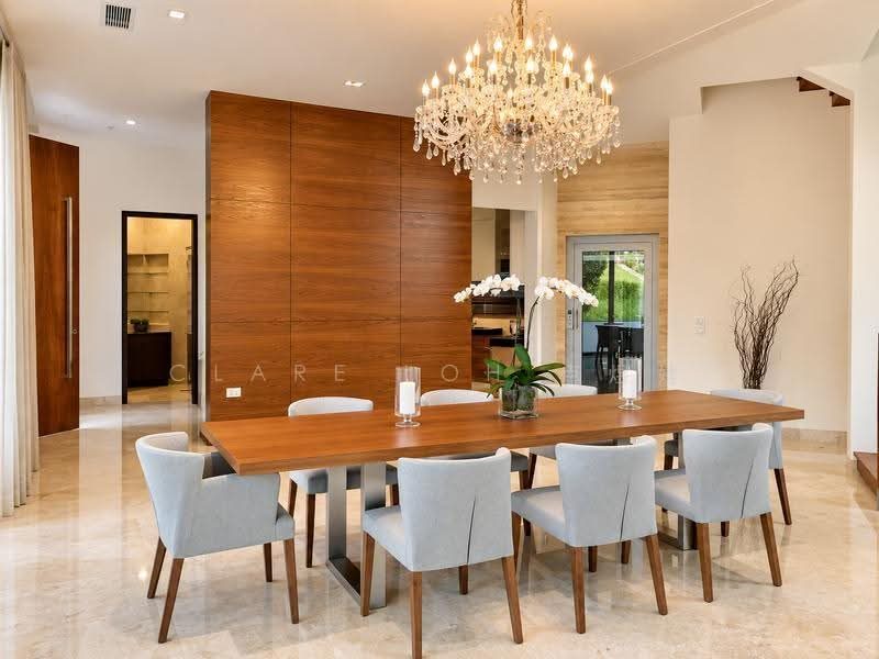 Modern Lornie Road Detached House to rent — photo 9