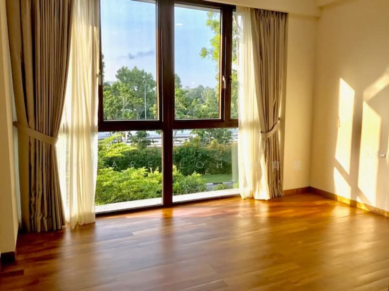 Modern Lornie Road Detached House to rent — photo 12