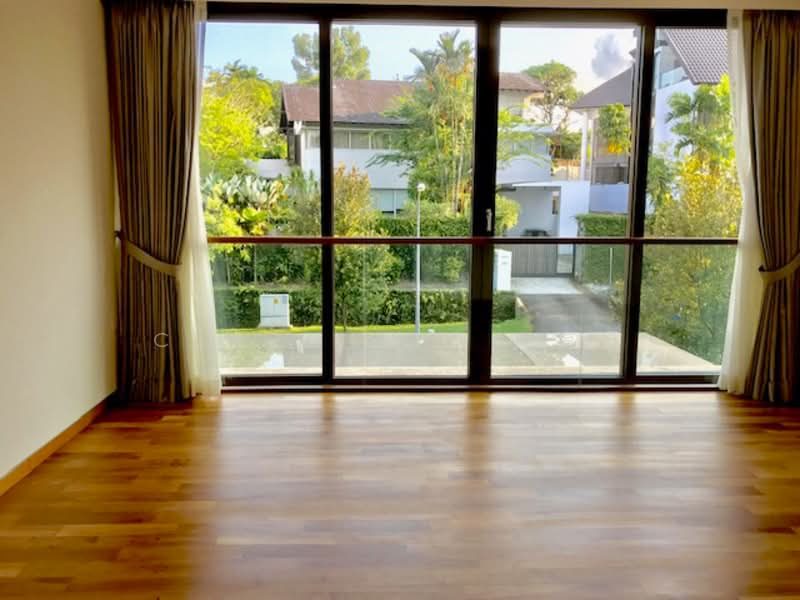 Modern Lornie Road Detached House to rent — photo 14