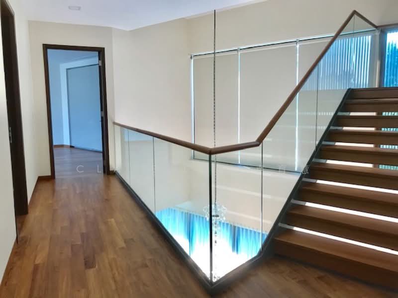 Modern Lornie Road Detached House to rent — photo 20