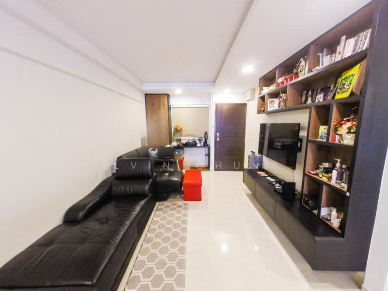 587 Cheng San Court — photo 2