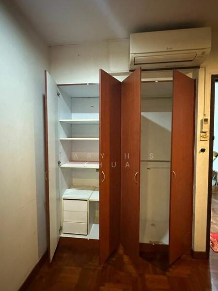 Large common room — photo 5