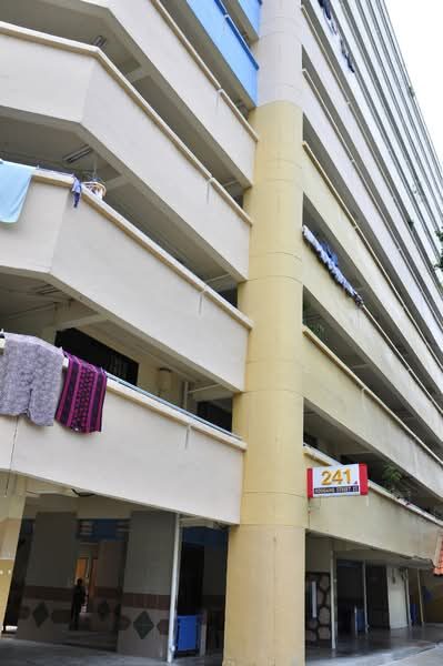 241 Hougang Street 22 — photo 8