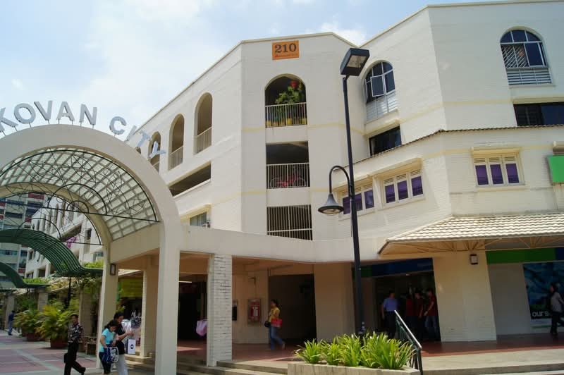 210 Hougang Street 21 — photo 10