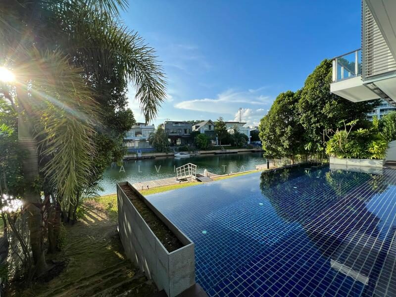 Pearl Island — photo 13
