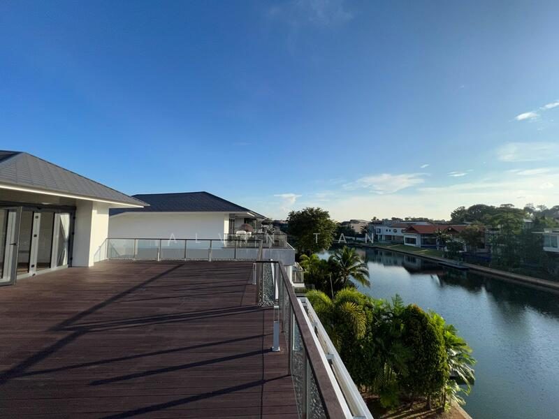 Pearl Island — photo 18