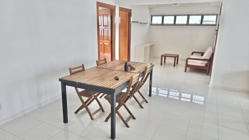 647 Pasir Ris Drive 10 — photo 2