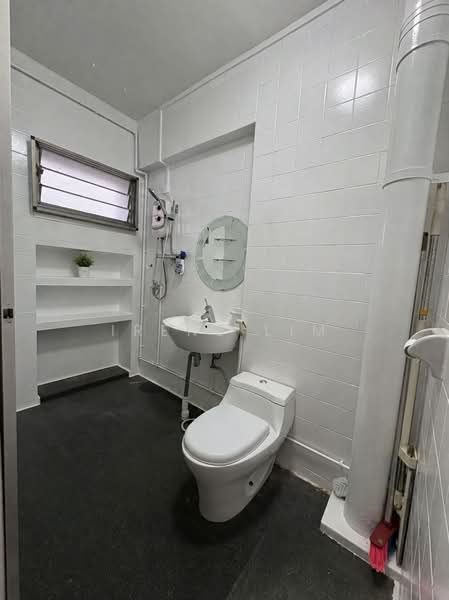 647 Pasir Ris Drive 10 — photo 9