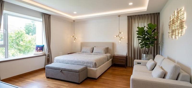 Bartley Rise Delightfully Renovated 6 bedrooms Detached House Near MRT Close To Schools — photo 4
