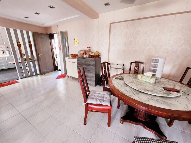 888A Tampines Street 81 — photo 2