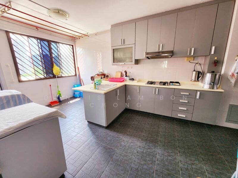 888A Tampines Street 81 — photo 3