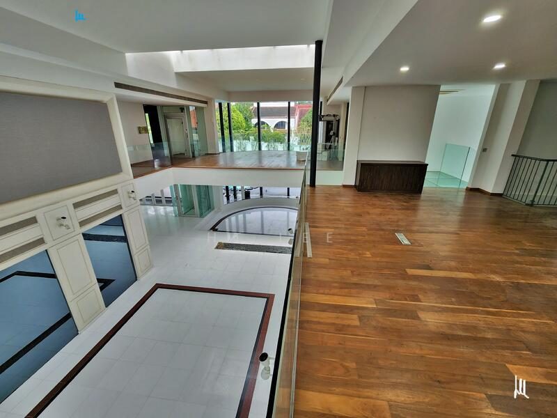 The Atrium House of Bukit Timah. Full of Natural Light!Professional Cinema Room — photo 10