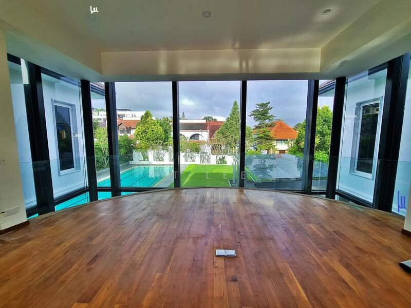 The Atrium House of Bukit Timah. Full of Natural Light!Professional Cinema Room — photo 11