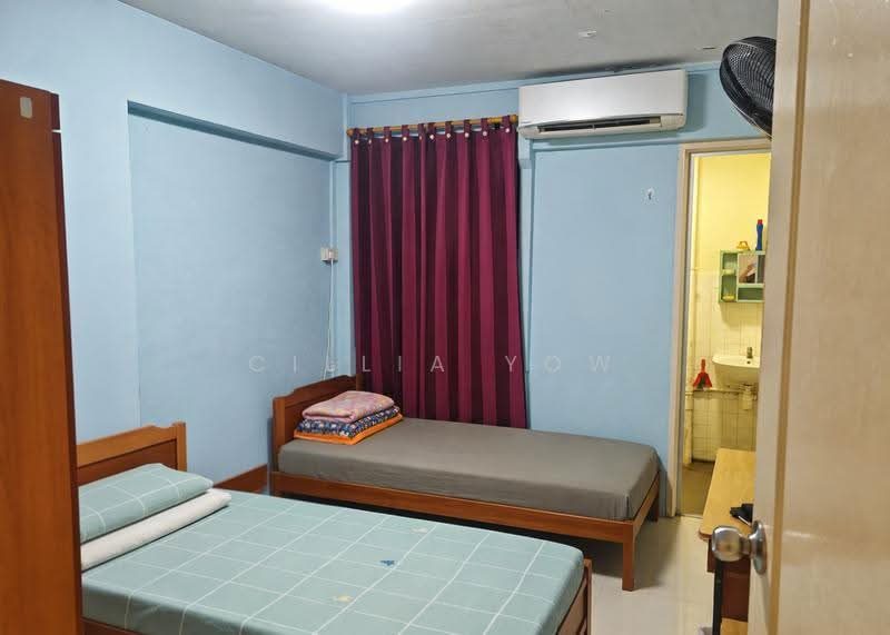253 Jurong East Street 24 — photo 1