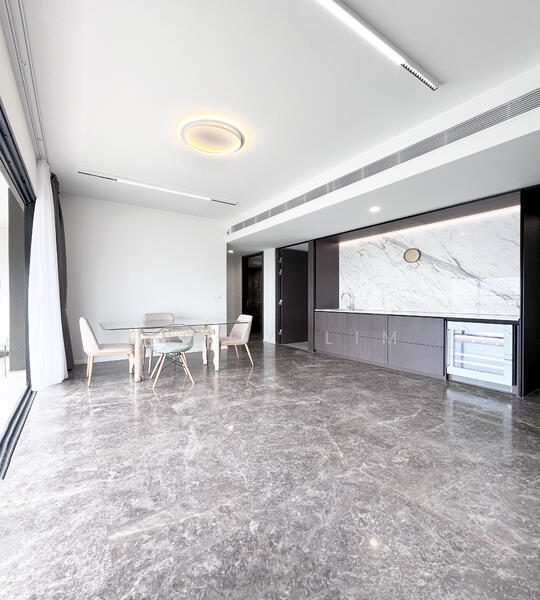 Avenue South Residence — photo 1