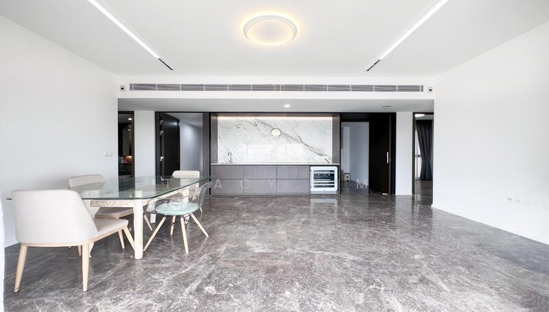 Avenue South Residence — photo 2