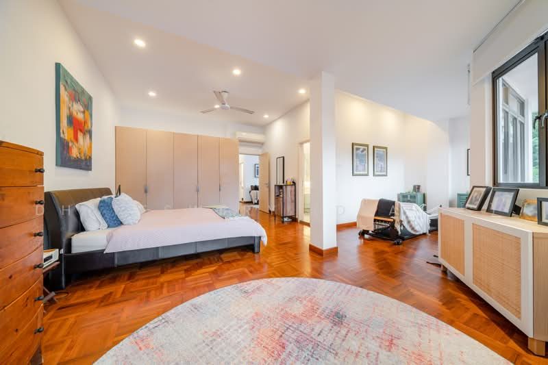 Charming Renovated Semi-D At Coronation Road West/Coronation Road — photo 6