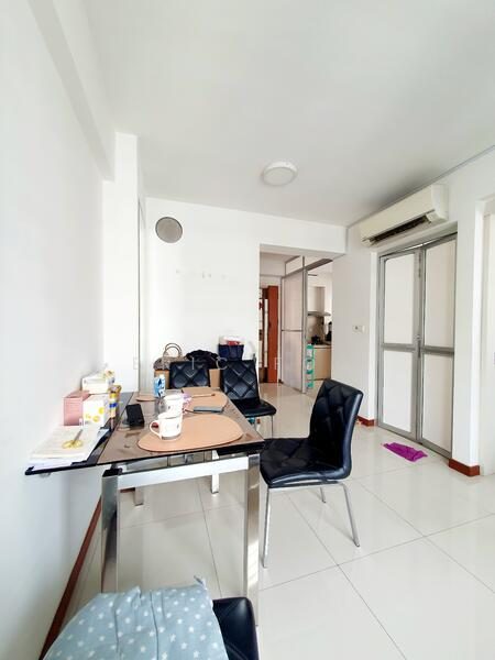 693B Woodlands Avenue 6 — photo 1