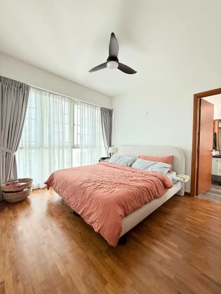 Goldenhill Park Condo — photo 4