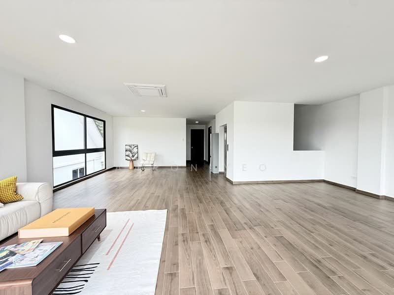 Seletar Hills Estate — photo 2