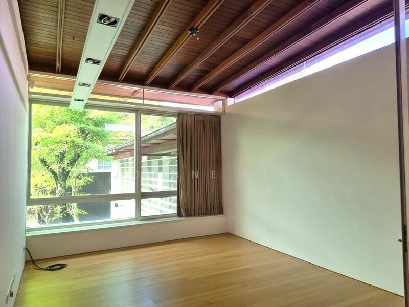 *** NEW LISTING *** MODERN TANGLIN GOOD CLASS BUNGALOW FOR RENT — photo 2