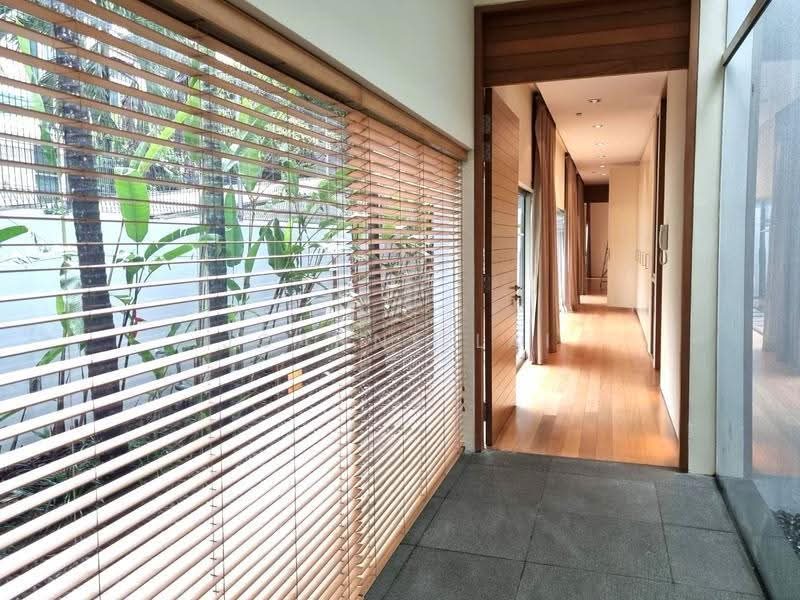 *** NEW LISTING *** MODERN TANGLIN GOOD CLASS BUNGALOW FOR RENT — photo 3
