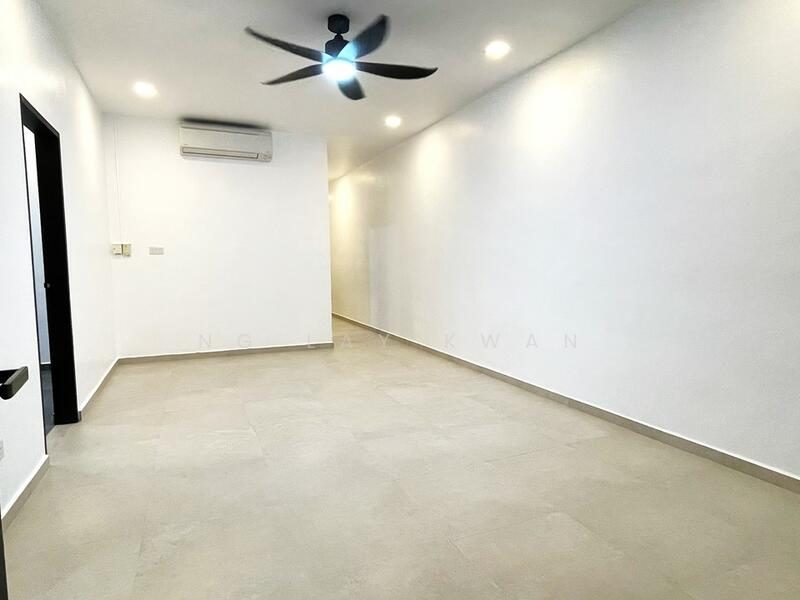 ⭐Serangoon Garden - Rare & Move-In Condition Single Storey Terrace ⭐ — photo 2