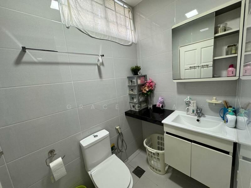 Master Bedroom near MRT for Rent — photo 2