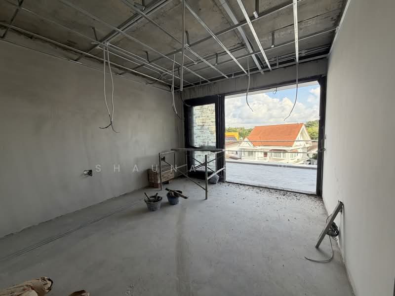 Brand New Freehold 2.5 Storey + Mezzanine Interterrace ❤️ TOP 2026 — photo 6