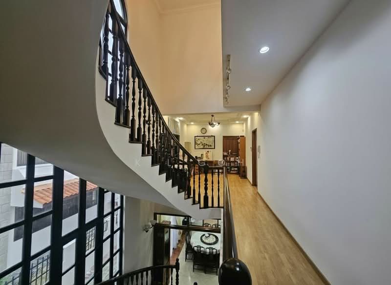⭐️⭐️LANDED7772@GOOD SIZE DETACHED AT KEMBANGAN WALK TO MRT ONLY $15XX PSF — photo 4
