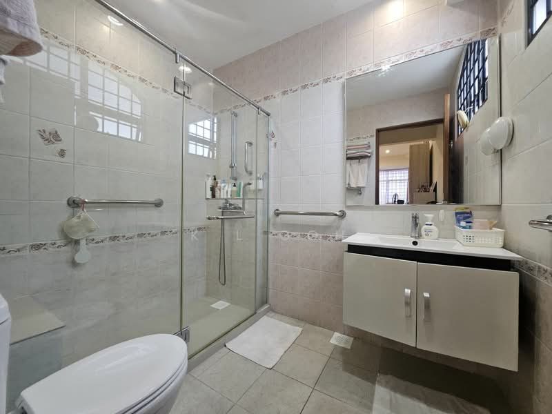 ⭐️⭐️LANDED7772@GOOD SIZE DETACHED AT KEMBANGAN WALK TO MRT ONLY $15XX PSF — photo 13