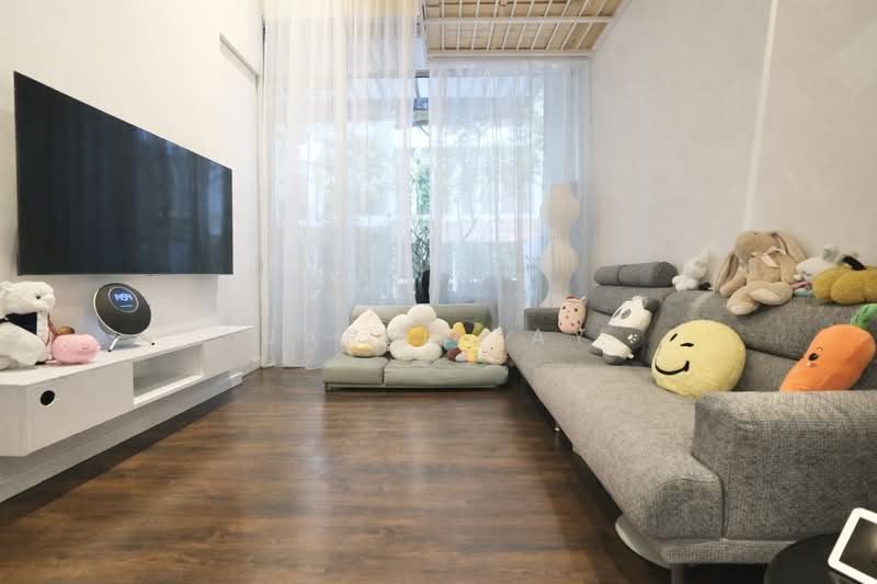 Seletar Park Residence — photo 1