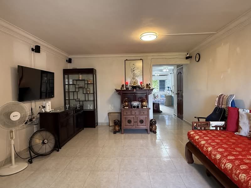 158 Tampines Street 12 — photo 1