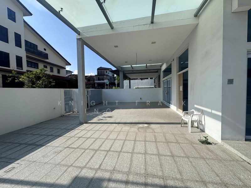 Eng Kong — photo 14
