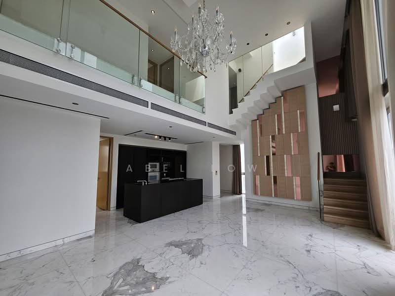 White House Residence — photo 1
