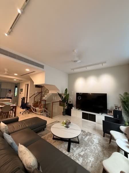 The Greenwood — photo 1