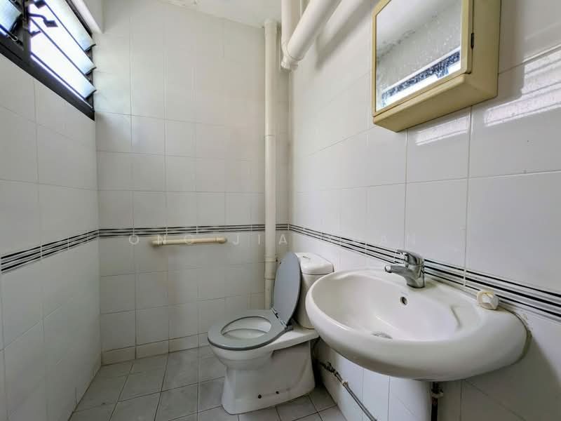 208 Yishun Street 21 — photo 6