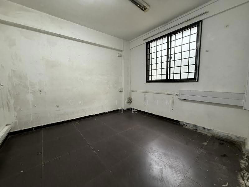 37 Jalan Rumah Tinggi — photo 3