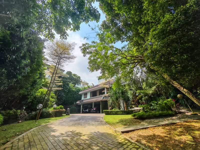 Priced to Sell. Elevated Land. Rebuild to Enjoy Unblock View — photo 1