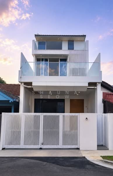 Brand New 2.5 Storey Inter-Terrace With Mezzanine! ❤️ TOP Soon! — photo 1
