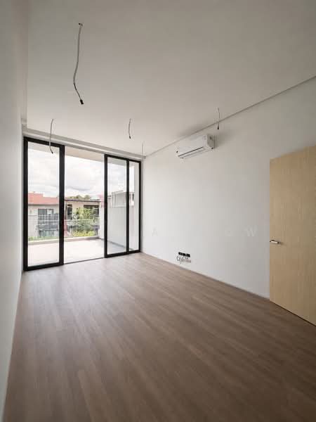 Brand New 2.5 Storey Inter-Terrace With Mezzanine! ❤️ TOP Soon! — photo 3