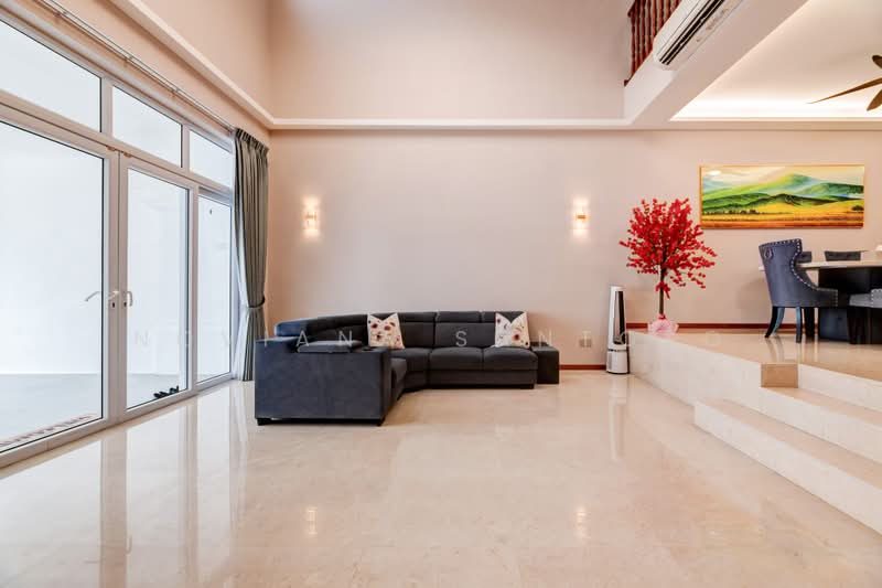 Loyang Villas — photo 1