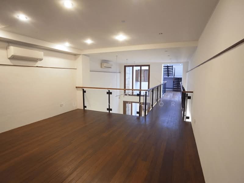 Emerald Hill a Complete Conserved Glam House — photo 10