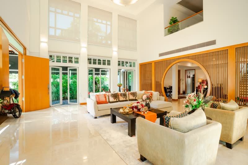 Frankel Estate Good Size Bungalow For Sale! — photo 1