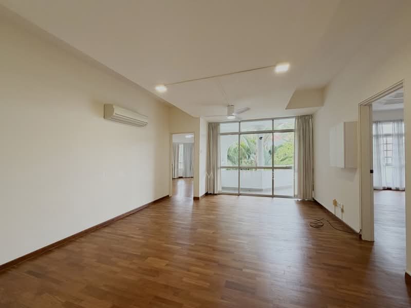 Bungalow nestled in a quiet GCBA enclave, Minutes Walk to KAP MRT, Amenities & Grocer — photo 6