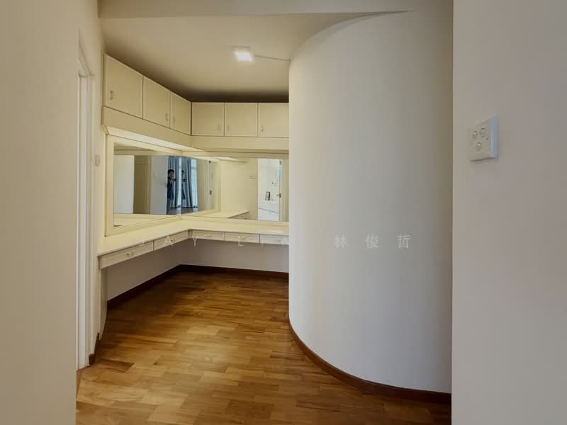 Bungalow nestled in a quiet GCBA enclave, Minutes Walk to KAP MRT, Amenities & Grocer — photo 9