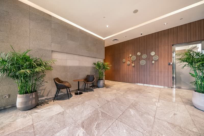 Marina Bay Residences — photo 42