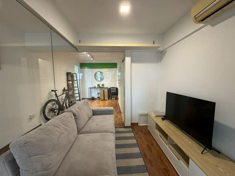 Neptune Court — photo 1
