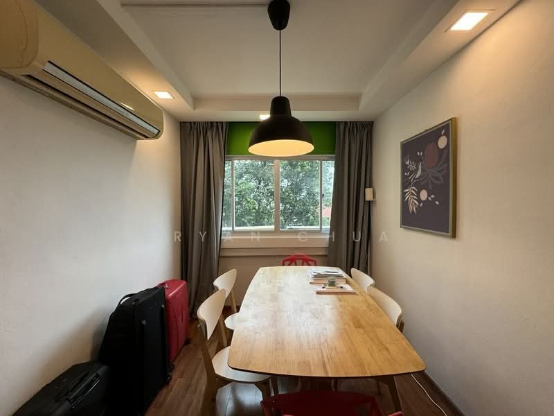 Neptune Court — photo 4